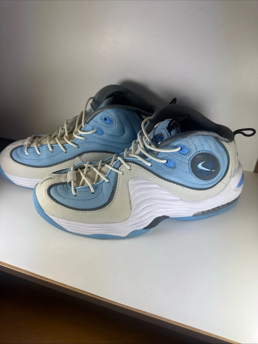 Nike Air Penny 2 Social Status Men’s Size 10.5 Blue and White Athletic Sneakers - Picture 11 of 12